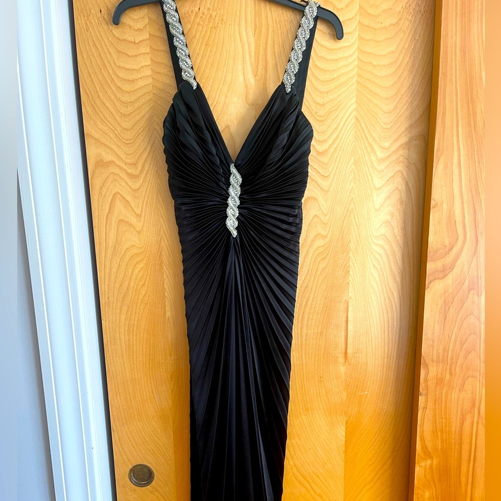 Formal Black Beaded Dress - - Perfect for Prom or Black Tie Event. Only worn 2x